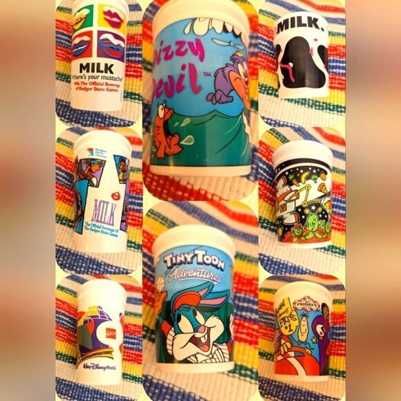 Vintage 90s plastic milk cups lot - Picture 1 of 13